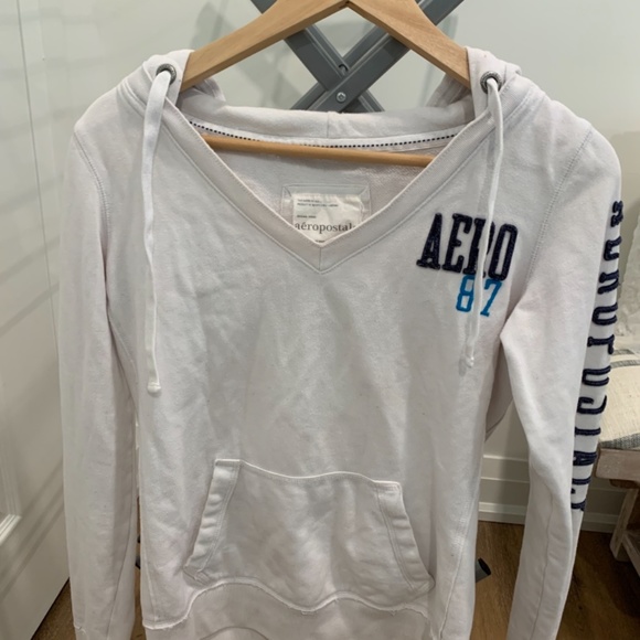 Aeropostale V-neck Sweater - Picture 7 of 8